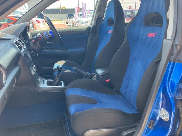インプレッサ ＷＲＸ　ＳＴｉ　カーボンボンネット　３連メーター　ＭＯＭＯハンドルアドバンレーシングアルミ　柿本改マフラー　テイン車高調　ブレンボキャリパー　スーパーレーダー　リアウィング社外ナビ　バックモニター　ＴＶ　ＢＴ　ＥＴＣ（38枚目）