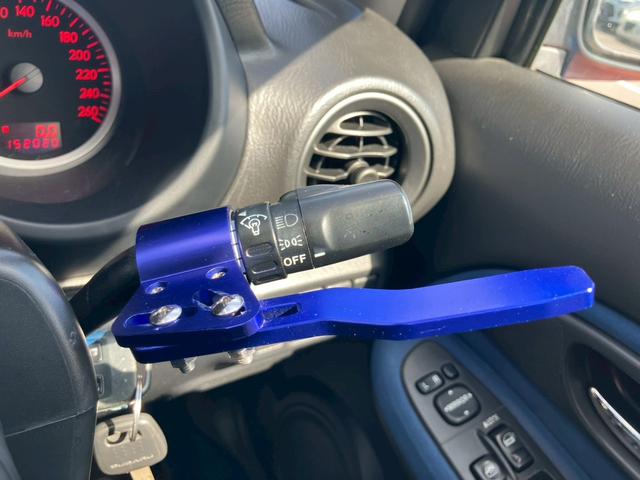 インプレッサ ＷＲＸ　ＳＴｉ　カーボンボンネット　３連メーター　ＭＯＭＯハンドルアドバンレーシングアルミ　柿本改マフラー　テイン車高調　ブレンボキャリパー　スーパーレーダー　リアウィング社外ナビ　バックモニター　ＴＶ　ＢＴ　ＥＴＣ（42枚目）