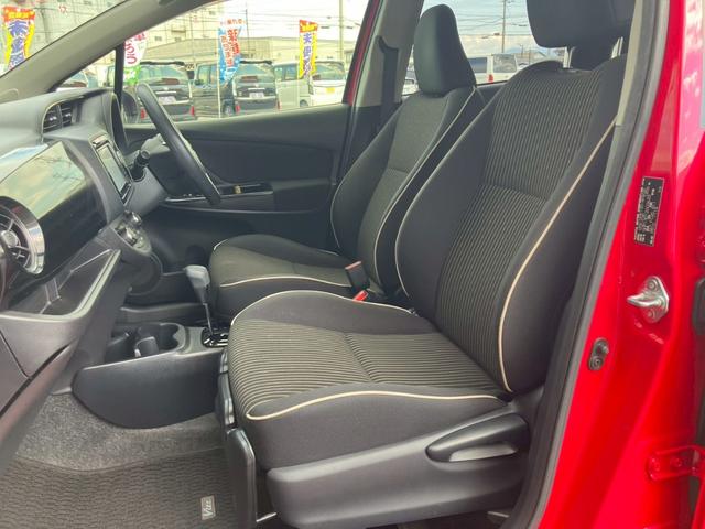 ヴィッツ ハイブリッド ジュエラ 純正ナビ バックモニター ステアリングスイッチ テレビ プッシュスタート トヨタセーフティーセンス ナノイーエアコン ETC ドラレコ オートライト 横滑り防止装置 レーンキープアシスト(13枚目)