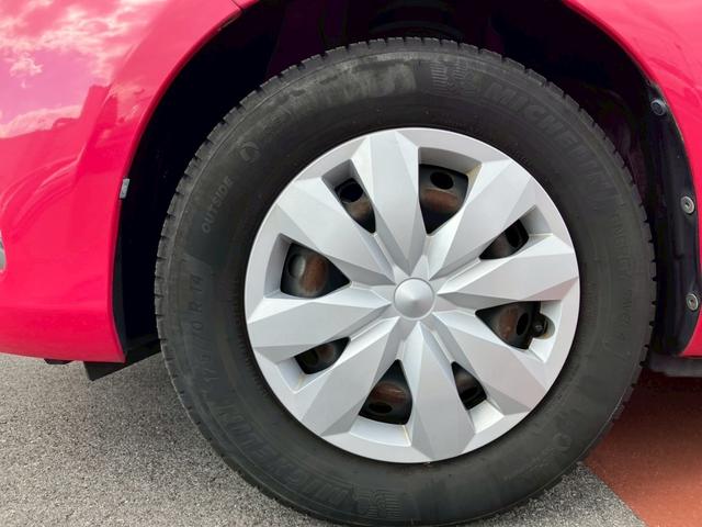 ヴィッツ ハイブリッド ジュエラ 純正ナビ バックモニター ステアリングスイッチ テレビ プッシュスタート トヨタセーフティーセンス ナノイーエアコン ETC ドラレコ オートライト 横滑り防止装置 レーンキープアシスト(41枚目)