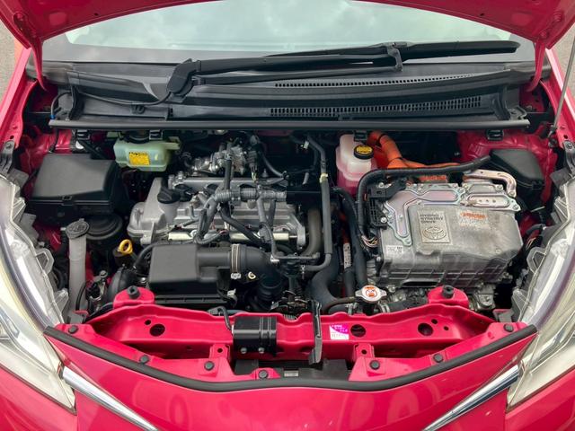 ヴィッツ ハイブリッド ジュエラ 純正ナビ バックモニター ステアリングスイッチ テレビ プッシュスタート トヨタセーフティーセンス ナノイーエアコン ETC ドラレコ オートライト 横滑り防止装置 レーンキープアシスト(42枚目)