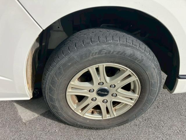 ハイエースバン ロングスーパーＧＬ　４ＷＤディーゼル　社外ナビ　ＴＶ　Ｂｌｕｅｔｏｏｔｈ接続　バックカメラ　ＥＴＣ　純正エンジンスターター　社外アルミ　イージークローザー　ＡＣ１００Ｖ　ＣＤ／ＤＶＤ　ディーゼルターボ（40枚目）