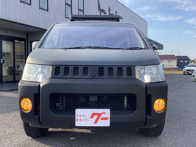 デリカD:5 G プレミアム ラプターライナーペイント クラッツェオシートカバー ルーフキャリア リアラダー ヒッチメンバー アルパインフリップダウンモニター パワーバックドア 両側パワースライドドア MTタイヤ 16インチアルミ(32枚目)