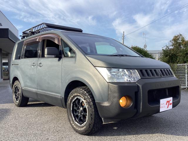 デリカD:5 G プレミアム ラプターライナーペイント クラッツェオシートカバー ルーフキャリア リアラダー ヒッチメンバー アルパインフリップダウンモニター パワーバックドア 両側パワースライドドア MTタイヤ 16インチアルミ(33枚目)