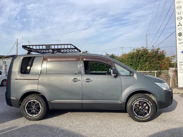 デリカD:5 G プレミアム ラプターライナーペイント クラッツェオシートカバー ルーフキャリア リアラダー ヒッチメンバー アルパインフリップダウンモニター パワーバックドア 両側パワースライドドア MTタイヤ 16インチアルミ(34枚目)