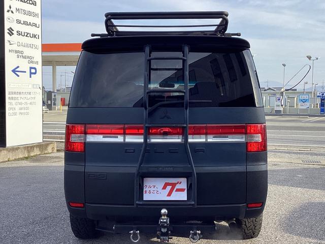 デリカD:5 G プレミアム ラプターライナーペイント クラッツェオシートカバー ルーフキャリア リアラダー ヒッチメンバー アルパインフリップダウンモニター パワーバックドア 両側パワースライドドア MTタイヤ 16インチアルミ(36枚目)