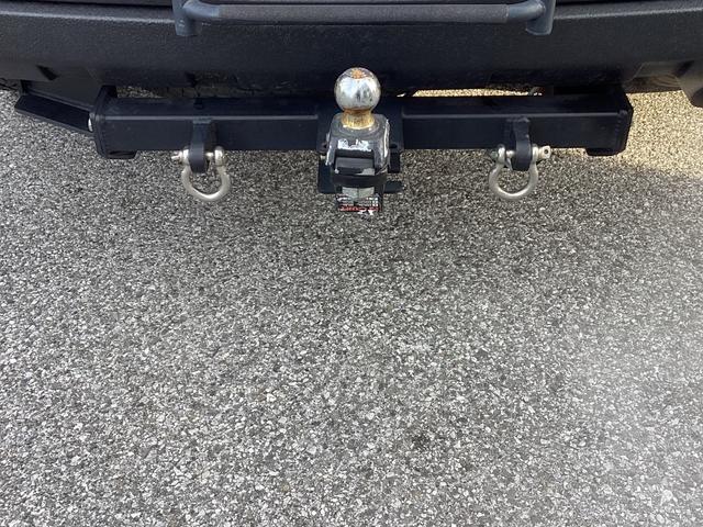 デリカD:5 G プレミアム ラプターライナーペイント クラッツェオシートカバー ルーフキャリア リアラダー ヒッチメンバー アルパインフリップダウンモニター パワーバックドア 両側パワースライドドア MTタイヤ 16インチアルミ(55枚目)