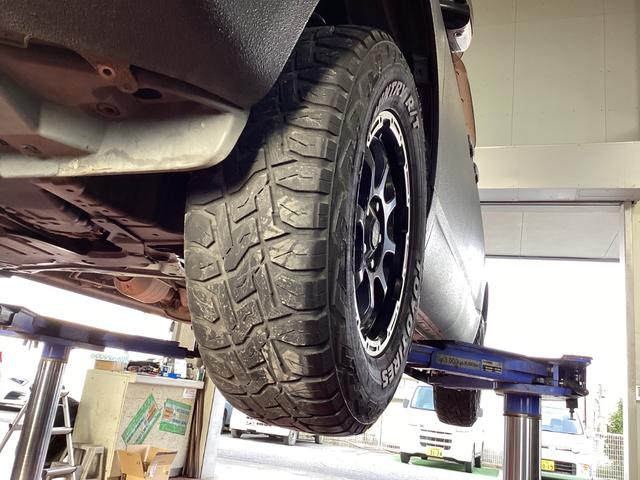 デリカD:5 G プレミアム ラプターライナーペイント クラッツェオシートカバー ルーフキャリア リアラダー ヒッチメンバー アルパインフリップダウンモニター パワーバックドア 両側パワースライドドア MTタイヤ 16インチアルミ(60枚目)