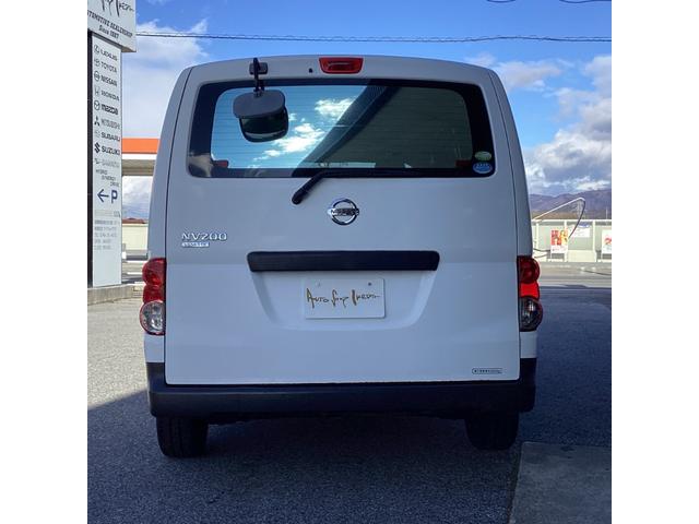 ＮＶ２００バネットバン ルートバンＤＸ　ユーザー仕入れ　両側スライドドア　マニュアル　２人乗り　車検１年付き　キーレス（3枚目）