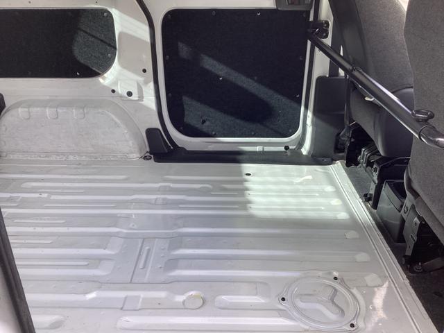 ＮＶ２００バネットバン ルートバンＤＸ　ユーザー仕入れ　両側スライドドア　マニュアル　２人乗り　車検１年付き　キーレス（16枚目）