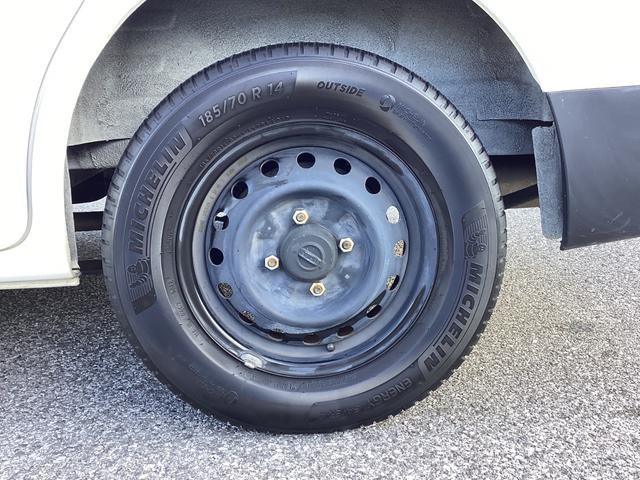 ＮＶ２００バネットバン ルートバンＤＸ　ユーザー仕入れ　両側スライドドア　マニュアル　２人乗り　車検１年付き　キーレス（24枚目）