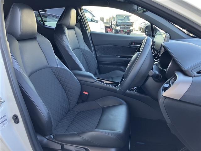 Ｃ－ＨＲ Ｇ　モード　ネロ　セーフティプラス　メモリーナビ　バックカメラ　衝突被害軽減システム　ＥＴＣ　ＬＥＤヘッドランプ　ワンオーナー（9枚目）