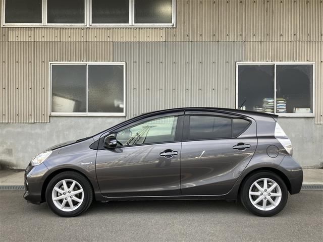 アクア Ｇブラックソフトレザーセレクション　フルセグ　ＨＤＤナビ　ＤＶＤ再生　バックカメラ　ＥＴＣ　ドラレコ　ワンオーナー（2枚目）