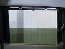 【ロールサンシェード】日差しを和らげ、プライバシー保護にも役立ちます。