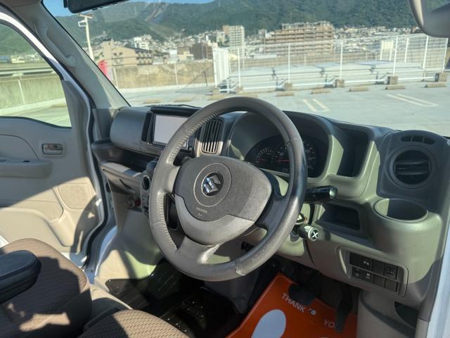 エブリイ PC セーフティーサポート車・前後ドラレコ機能付デジタルインナーミラー・ルーフコンソール・社外センターコンソール・LEDヘッドライト・リアコーナーセンサー・フルセグTV付ナビ・ファブリックシート(17枚目)