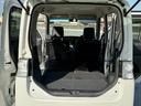 シートを倒せば荷室も広々！