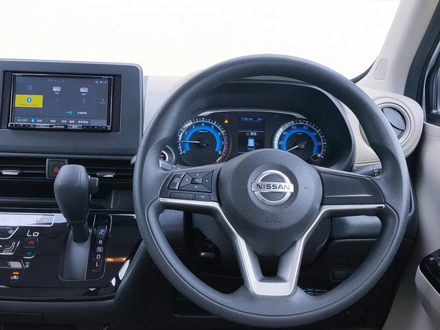 デイズ Ｘ　禁煙車／ナビ／バックカメラ／Ｂｌｕｅｔｏｏｔｈ／スマートキー／エマージェンシーブレーキ／クリアランスソナー／純正１４インチアルミ／盗難防止システム／（18枚目）