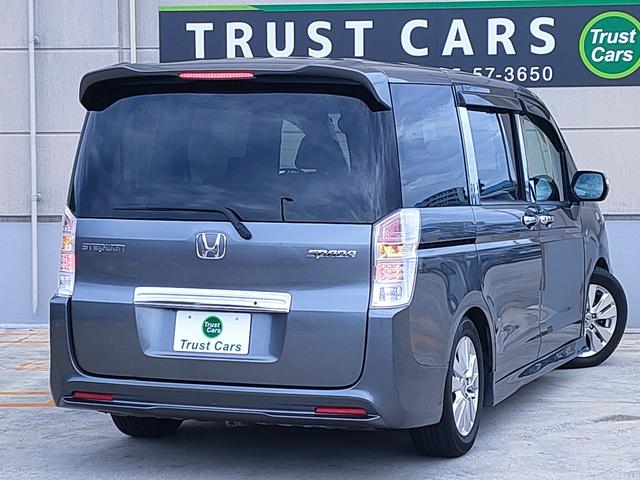 ステップワゴンスパーダ Z /スマートキー/両側パワースライドドア/6スピーカー/車高調/ナビ/バックカメラ/ETC/ダブルエアコン/16インチアルミホイール/サテライトスピーカー/革巻きステアリング(7枚目)