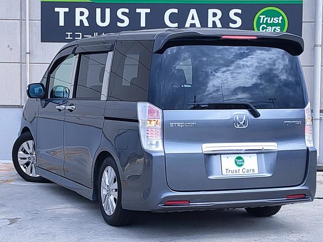 ステップワゴンスパーダ Z /スマートキー/両側パワースライドドア/6スピーカー/車高調/ナビ/バックカメラ/ETC/ダブルエアコン/16インチアルミホイール/サテライトスピーカー/革巻きステアリング(9枚目)