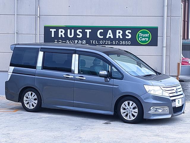 ステップワゴンスパーダ Z /スマートキー/両側パワースライドドア/6スピーカー/車高調/ナビ/バックカメラ/ETC/ダブルエアコン/16インチアルミホイール/サテライトスピーカー/革巻きステアリング(12枚目)