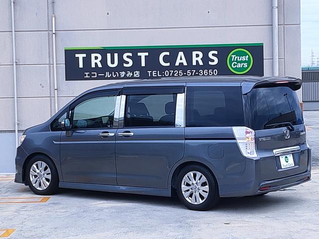 ステップワゴンスパーダ Z /スマートキー/両側パワースライドドア/6スピーカー/車高調/ナビ/バックカメラ/ETC/ダブルエアコン/16インチアルミホイール/サテライトスピーカー/革巻きステアリング(13枚目)