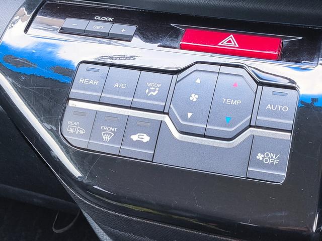 ステップワゴンスパーダ Z /スマートキー/両側パワースライドドア/6スピーカー/車高調/ナビ/バックカメラ/ETC/ダブルエアコン/16インチアルミホイール/サテライトスピーカー/革巻きステアリング(29枚目)