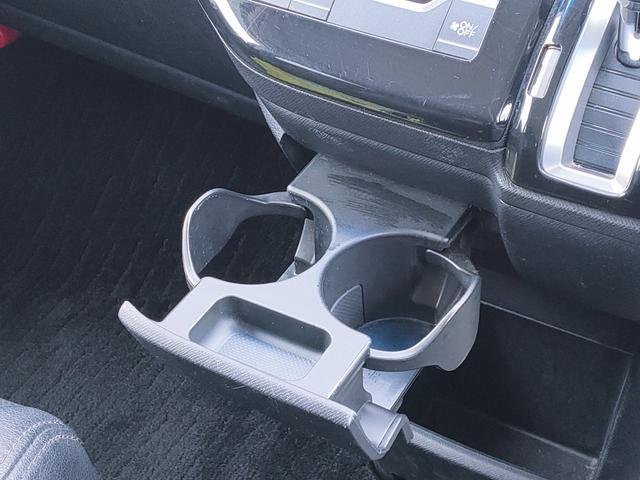 ステップワゴンスパーダ Z /スマートキー/両側パワースライドドア/6スピーカー/車高調/ナビ/バックカメラ/ETC/ダブルエアコン/16インチアルミホイール/サテライトスピーカー/革巻きステアリング(34枚目)