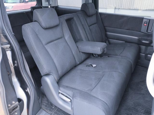 ステップワゴンスパーダ Z /スマートキー/両側パワースライドドア/6スピーカー/車高調/ナビ/バックカメラ/ETC/ダブルエアコン/16インチアルミホイール/サテライトスピーカー/革巻きステアリング(38枚目)