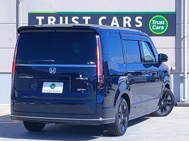 ステップワゴン e:HEVスパーダ ギャザース11.4インチコネクトナビ/15.6インチFull HD液晶モニター/メモリー機能付きパワーテールゲート/マルチビューカメラシステム/両側パワースライドドア/(11枚目)