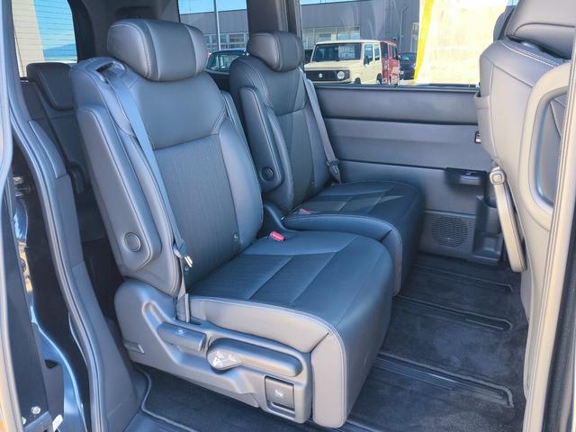 ステップワゴン e:HEVスパーダ ギャザース11.4インチコネクトナビ/15.6インチFull HD液晶モニター/メモリー機能付きパワーテールゲート/マルチビューカメラシステム/両側パワースライドドア/(59枚目)