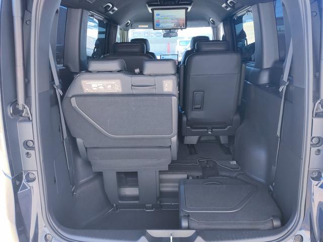 ステップワゴン e:HEVスパーダ ギャザース11.4インチコネクトナビ/15.6インチFull HD液晶モニター/メモリー機能付きパワーテールゲート/マルチビューカメラシステム/両側パワースライドドア/(65枚目)