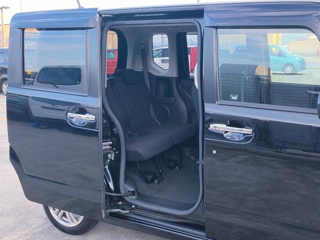 N-BOXカスタム G・Lパッケージ 両側パワースライド/フリップダウン/バックカメラ/ナビ/地デジ/DVD/キセノン/プッシュスタート/スマートキー/オートエアコン/オートライト/14インチアルミ/ISOFIX対応セカンドシート/(6枚目)