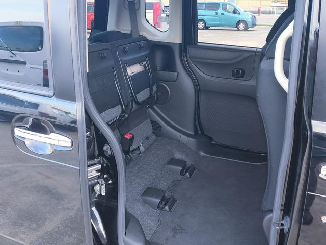 N-BOXカスタム G・Lパッケージ 両側パワースライド/フリップダウン/バックカメラ/ナビ/地デジ/DVD/キセノン/プッシュスタート/スマートキー/オートエアコン/オートライト/14インチアルミ/ISOFIX対応セカンドシート/(45枚目)