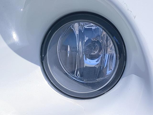 フロントフォグランプもクリアで綺麗！