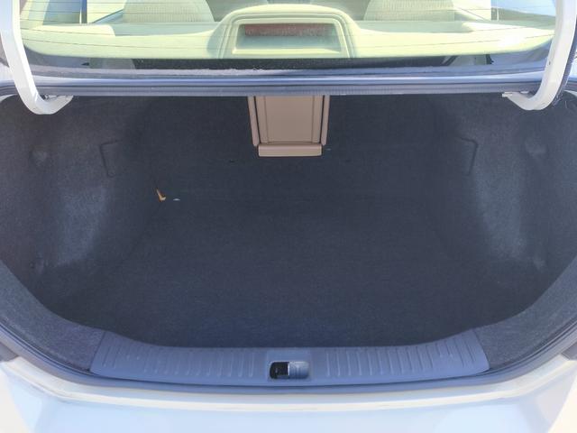 トランクルームのＶＤＡ容量は４９０Ｌの大容量で、奥行きは１０２０ｍｍ。室内空間の広さにこだわっただけではなく、収納スペースにも十分の広さを確保！