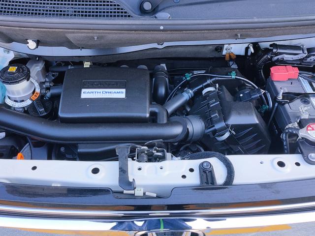 N-BOXカスタム G・Lホンダセンシング 衝突軽減/パワスラ/ナビ連動ドラレコ/ETC/ナビ/フルセグ/Bカメラ/Bluetooth/DVD再生/クルコン/フルLEDヘッド/LEDフォグ/オートハイビーム/14AW/スマートキー/(8枚目)