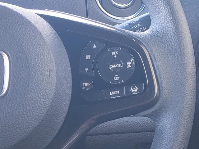 N-BOXカスタム G・Lホンダセンシング 衝突軽減/パワスラ/ナビ連動ドラレコ/ETC/ナビ/フルセグ/Bカメラ/Bluetooth/DVD再生/クルコン/フルLEDヘッド/LEDフォグ/オートハイビーム/14AW/スマートキー/(33枚目)