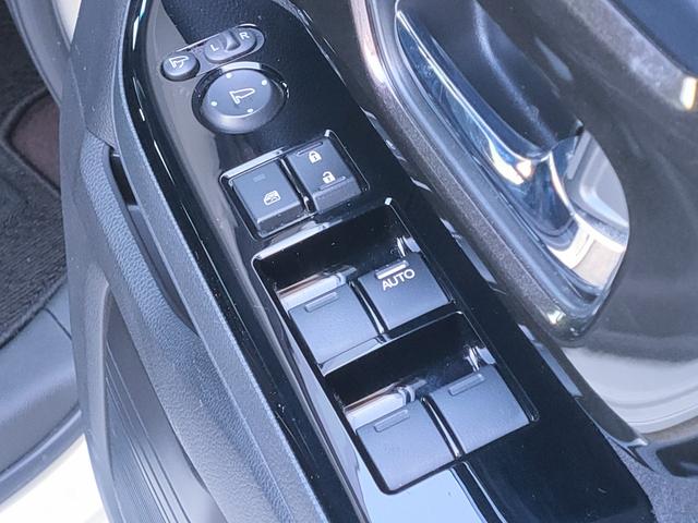 N-BOXカスタム G・Lホンダセンシング 衝突軽減/パワスラ/ナビ連動ドラレコ/ETC/ナビ/フルセグ/Bカメラ/Bluetooth/DVD再生/クルコン/フルLEDヘッド/LEDフォグ/オートハイビーム/14AW/スマートキー/(42枚目)