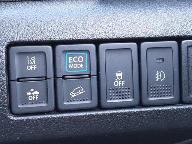 エスクード ハイブリッド ワンオーナー/禁煙車/4WD/衝突軽減/8型ナビ/ETC/バックカメラ/フルセグ/Bluetooth/DVD/シートヒーター/クルコン/LEDヘッド/純正17AW/スマートキー/プッシュスタート(32枚目)