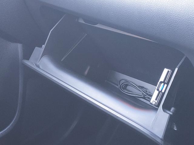 エスクード ハイブリッド ワンオーナー/禁煙車/4WD/衝突軽減/8型ナビ/ETC/バックカメラ/フルセグ/Bluetooth/DVD/シートヒーター/クルコン/LEDヘッド/純正17AW/スマートキー/プッシュスタート(36枚目)