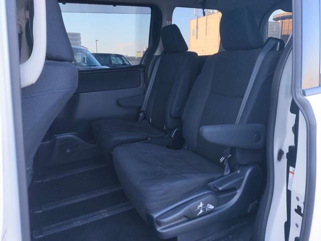 ヴォクシー ハイブリッドV 禁煙車/両側パワスラ/フリップダウン/クルコン/シートヒーター/ETC/ナビ/フルセグ/DVD再生/CD/LEDヘッド/スマートキー/プッシュスタート/15インチアルミ/(54枚目)