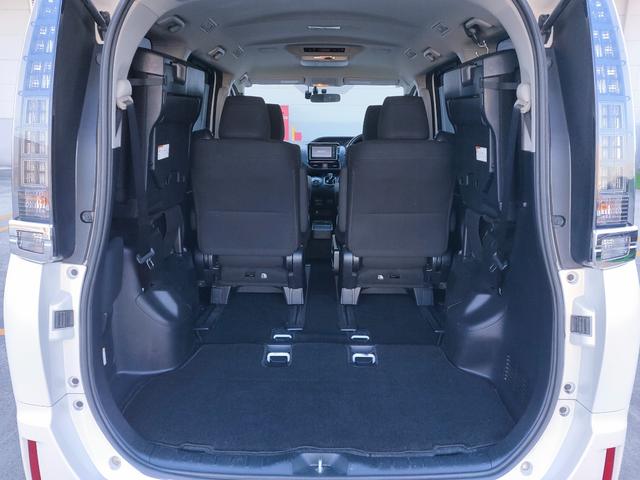 ヴォクシー ハイブリッドV 禁煙車/両側パワスラ/フリップダウン/クルコン/シートヒーター/ETC/ナビ/フルセグ/DVD再生/CD/LEDヘッド/スマートキー/プッシュスタート/15インチアルミ/(59枚目)