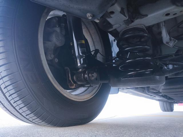 ヴォクシー ハイブリッドV 禁煙車/両側パワスラ/フリップダウン/クルコン/シートヒーター/ETC/ナビ/フルセグ/DVD再生/CD/LEDヘッド/スマートキー/プッシュスタート/15インチアルミ/(60枚目)