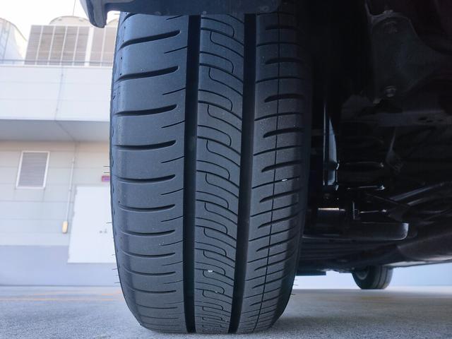 ヴォクシー ハイブリッドV 禁煙車/両側パワスラ/フリップダウン/クルコン/シートヒーター/ETC/ナビ/フルセグ/DVD再生/CD/LEDヘッド/スマートキー/プッシュスタート/15インチアルミ/(64枚目)