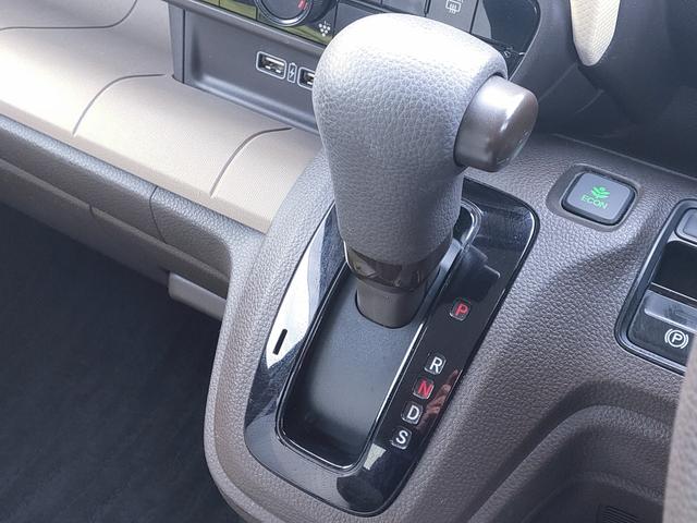 誤操作の少ないインパネシフト！