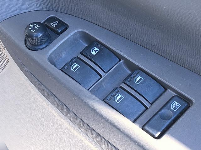 タント Ｘ　禁煙車／両側パワスラ／ＥＴＣ／ナビ／バックカメラ／Ｂｌｕｅｔｏｏｔｈ／フルセグ／ＤＶＤ再生／プッシュスタート／オートエアコン／１４ＡＷ（29枚目）