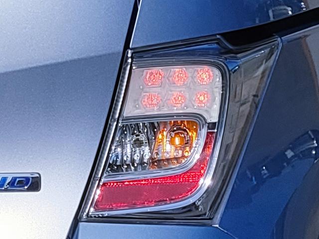 フリードハイブリッド ジャストセレクション　禁煙車／７人乗り／パワスラ／クルーズコントロール／ＥＴＣ／ナビ／Ｂカメラ／Ｂｌｕｅｔｏｏｔｈ／フルセグ／ＤＶＤ再生／ＣＤ／スマートキー／社外１５ＡＷ／オートエアコン／タイミングチェーン／ＩＳＯＦＩＸ（29枚目）