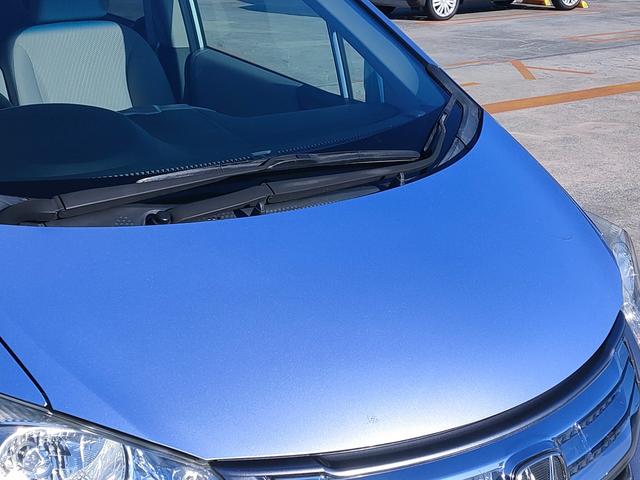 フリードハイブリッド ジャストセレクション　禁煙車／７人乗り／パワスラ／クルーズコントロール／ＥＴＣ／ナビ／Ｂカメラ／Ｂｌｕｅｔｏｏｔｈ／フルセグ／ＤＶＤ再生／ＣＤ／スマートキー／社外１５ＡＷ／オートエアコン／タイミングチェーン／ＩＳＯＦＩＸ（33枚目）