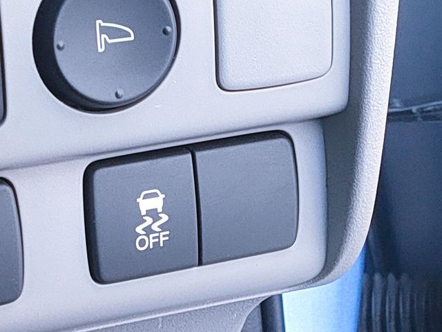 フリードハイブリッド ジャストセレクション　禁煙車／７人乗り／パワスラ／クルーズコントロール／ＥＴＣ／ナビ／Ｂカメラ／Ｂｌｕｅｔｏｏｔｈ／フルセグ／ＤＶＤ再生／ＣＤ／スマートキー／社外１５ＡＷ／オートエアコン／タイミングチェーン／ＩＳＯＦＩＸ（52枚目）