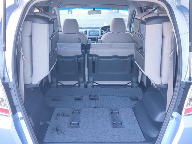 フリードハイブリッド ジャストセレクション　禁煙車／７人乗り／パワスラ／クルーズコントロール／ＥＴＣ／ナビ／Ｂカメラ／Ｂｌｕｅｔｏｏｔｈ／フルセグ／ＤＶＤ再生／ＣＤ／スマートキー／社外１５ＡＷ／オートエアコン／タイミングチェーン／ＩＳＯＦＩＸ（67枚目）